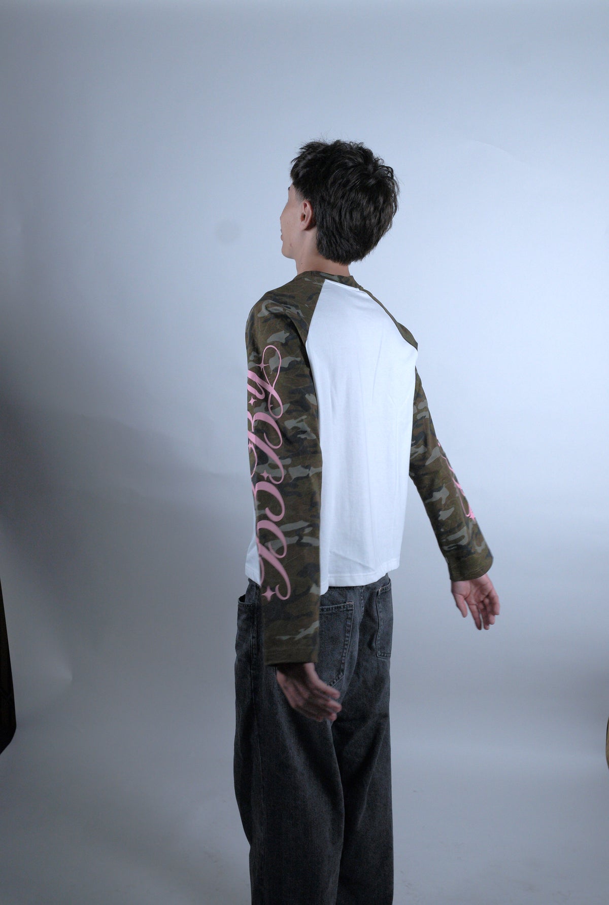 HEIRLOOM VESTIGE RAGLAN